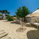 Spacious Garden & Cinema Costa Da Caparica | By Airnest