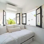 Βίλα Spacious Garden & Cinema Costa Da Caparica | By Airnest Charneca (Setubal)