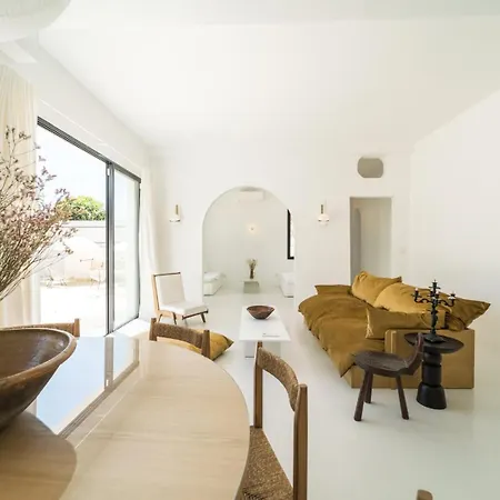 Spacious Garden & Cinema Costa Da Caparica | By Airnest Вилла