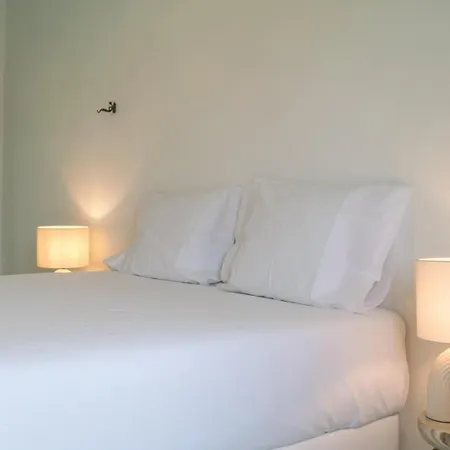 Spacious Garden & Cinema Costa Da Caparica | By Airnest * シャルネカ