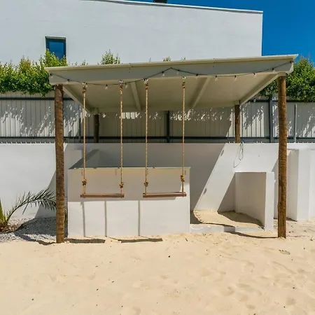ヴィラ Spacious Garden & Cinema Costa Da Caparica | By Airnest シャルネカ