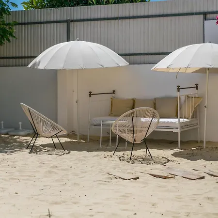 Spacious Garden & Cinema Costa Da Caparica | By Airnest *