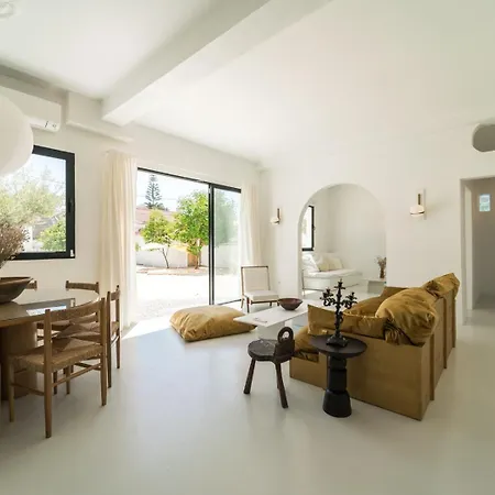 Spacious Garden & Cinema Costa Da Caparica | By Airnest ヴィラ *