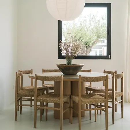Spacious Garden & Cinema Costa Da Caparica | By Airnest Вилла