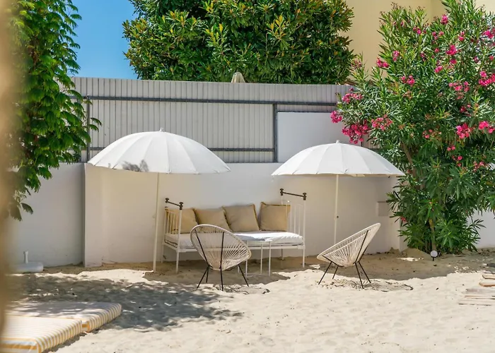 Spacious Garden & Cinema Costa Da Caparica | By Airnest 빌라 *