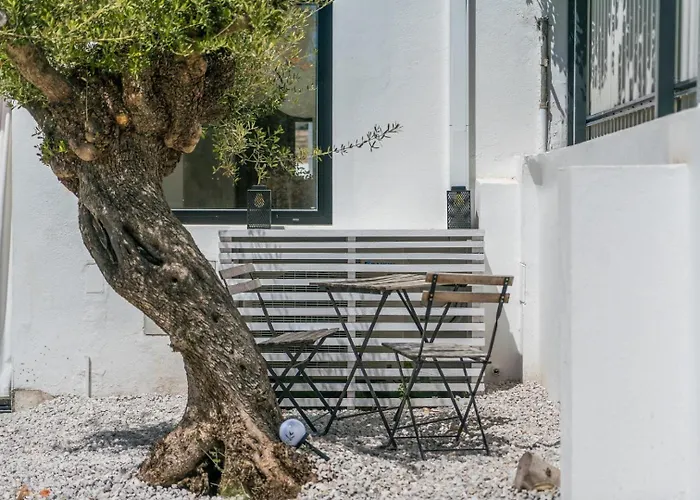 Spacious Garden & Cinema Costa Da Caparica | By Airnest 빌라 차르네카