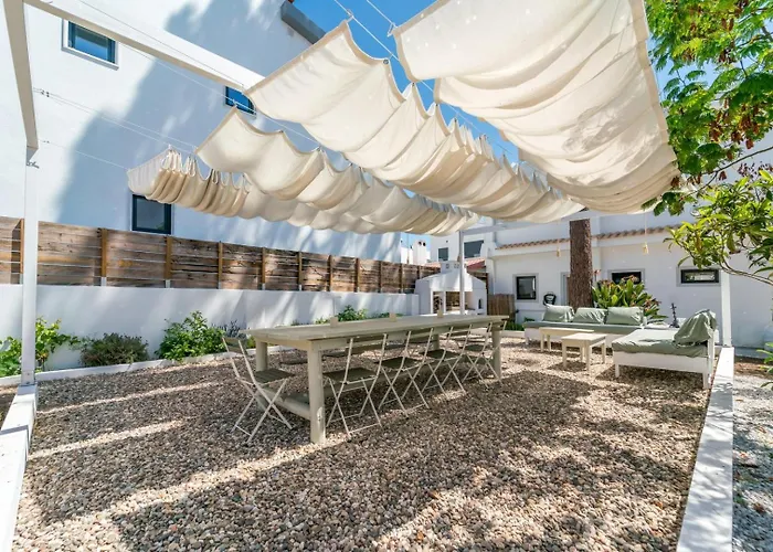 빌라 Spacious Garden & Cinema Costa Da Caparica | By Airnest 차르네카