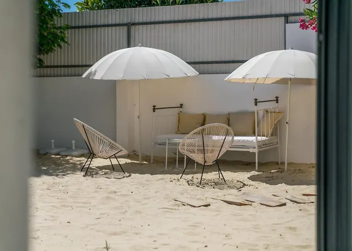 Spacious Garden & Cinema Costa Da Caparica | By Airnest *