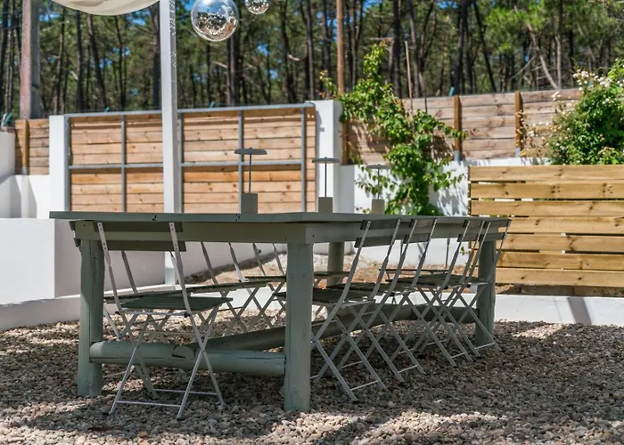 빌라 Spacious Garden & Cinema Costa Da Caparica | By Airnest