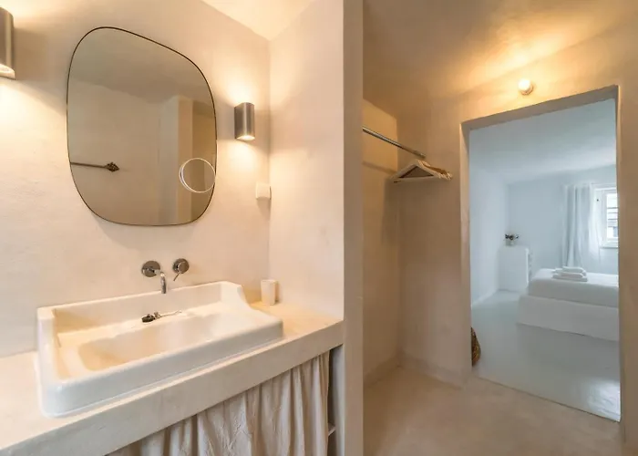 Spacious Garden & Cinema Costa Da Caparica | By Airnest 빌라 차르네카