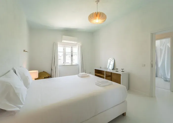빌라 Spacious Garden & Cinema Costa Da Caparica | By Airnest *