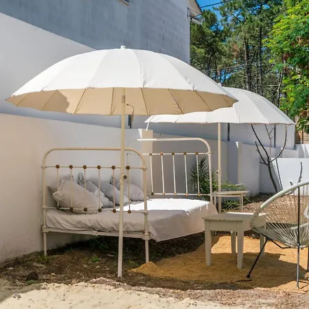 Spacious Garden & Cinema Costa Da Caparica | By Airnest 빌라