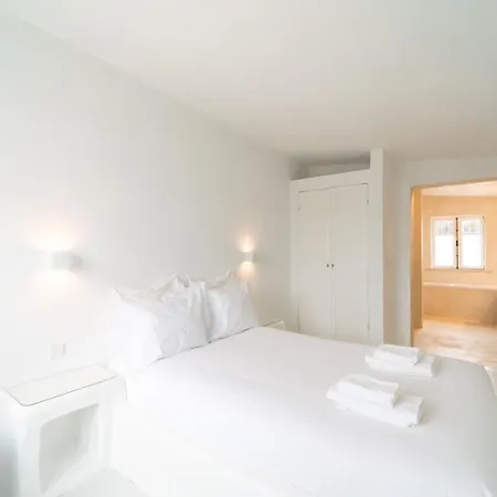 빌라 Spacious Garden & Cinema Costa Da Caparica | By Airnest