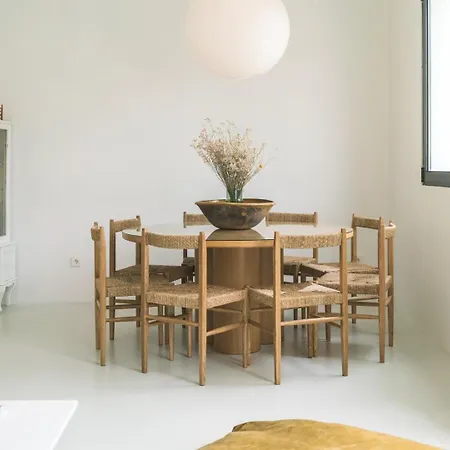 Spacious Garden & Cinema Costa Da Caparica | By Airnest Vila