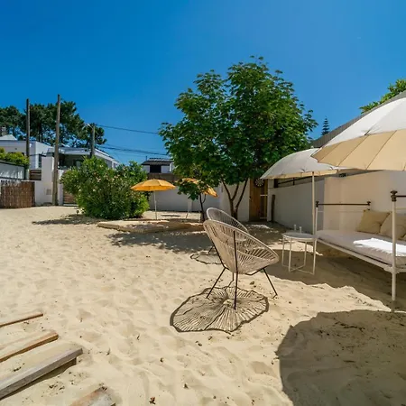 Spacious Garden & Cinema Costa Da Caparica | By Airnest